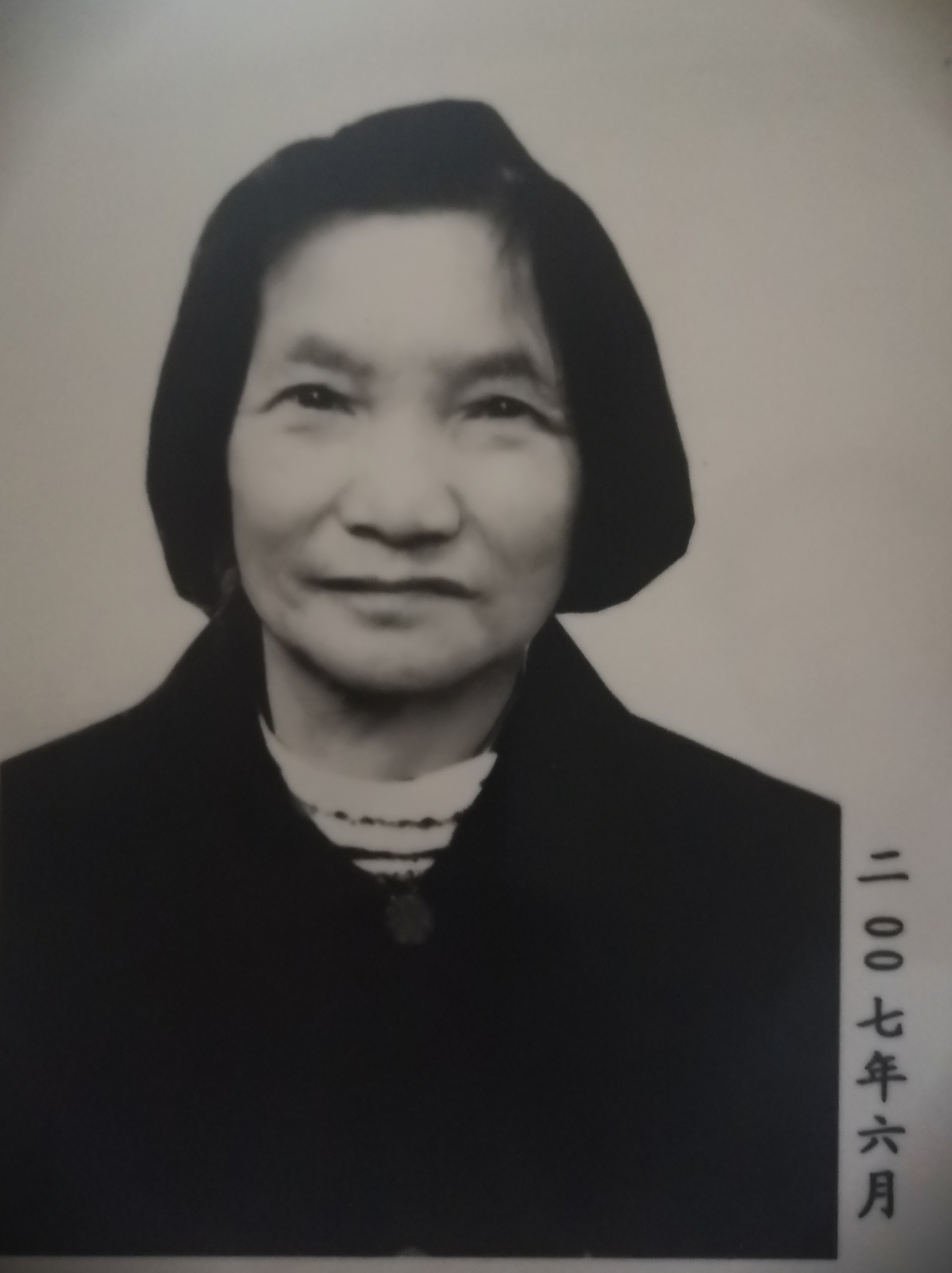 江目英