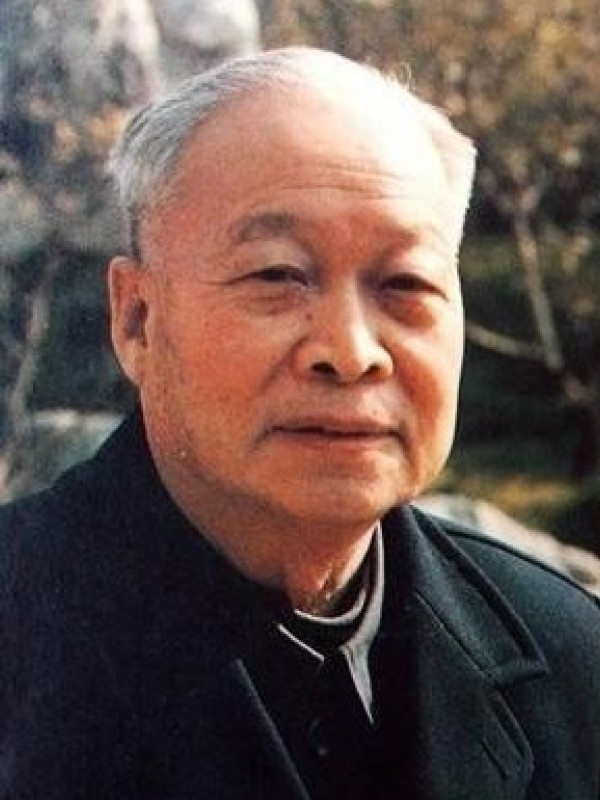 钱三强