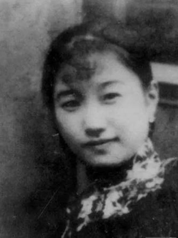 陆小曼