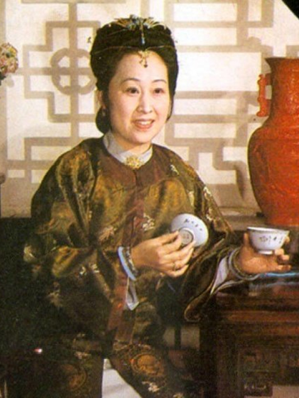 李凤英